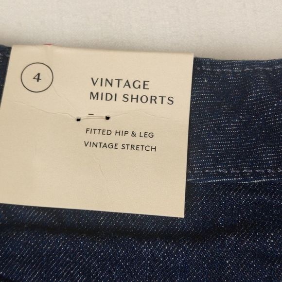 Universal Thread Women's High Rise Jean Shorts NWT - Picture 6 of 10